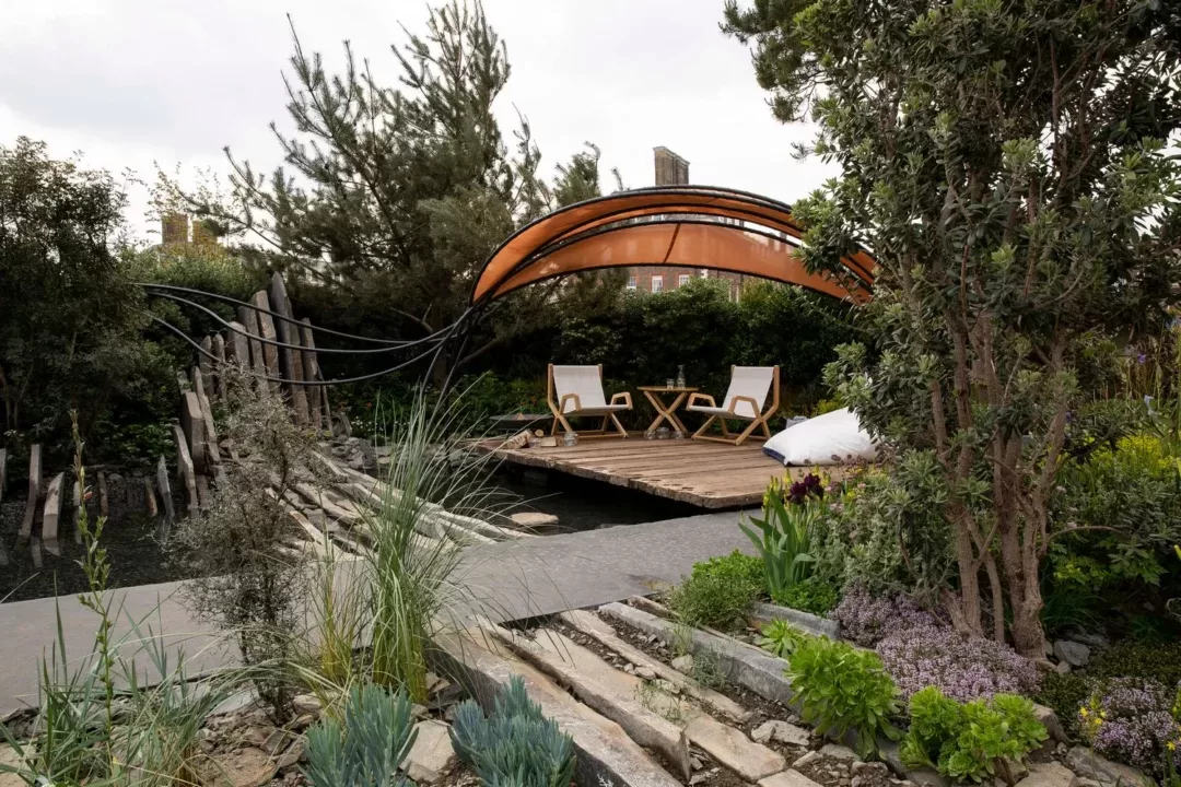 joe perkins garden2