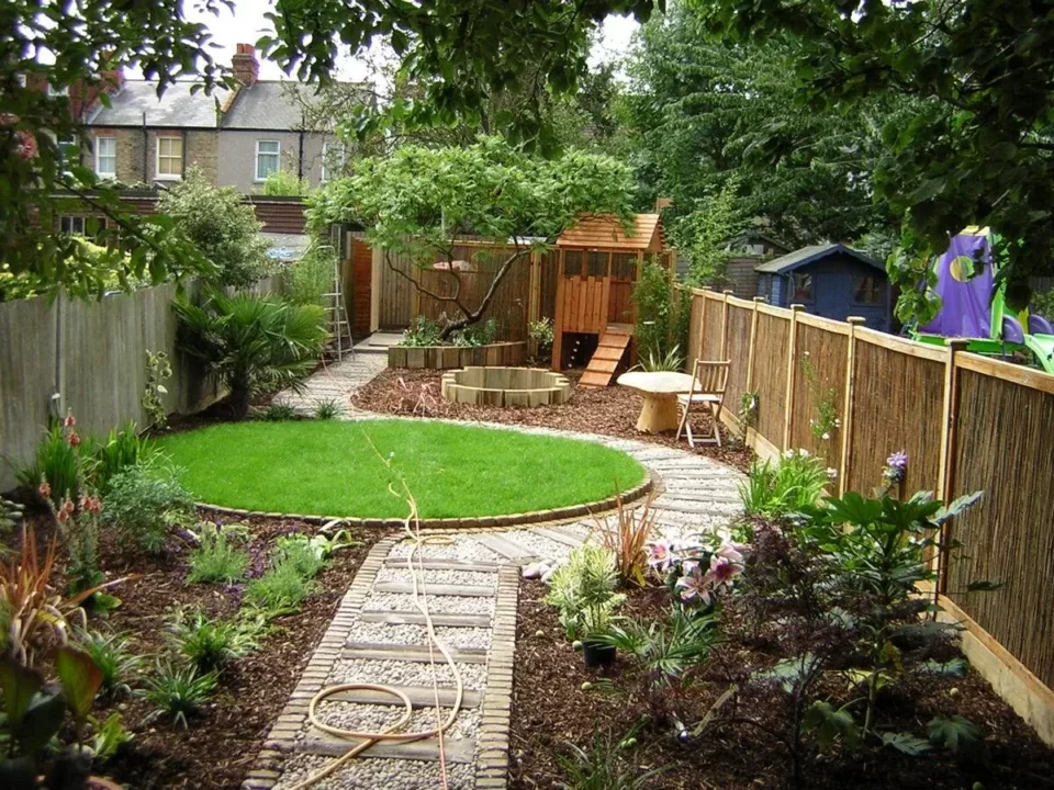narrow garden ideas 10 designs to transform a long plot 16929165
